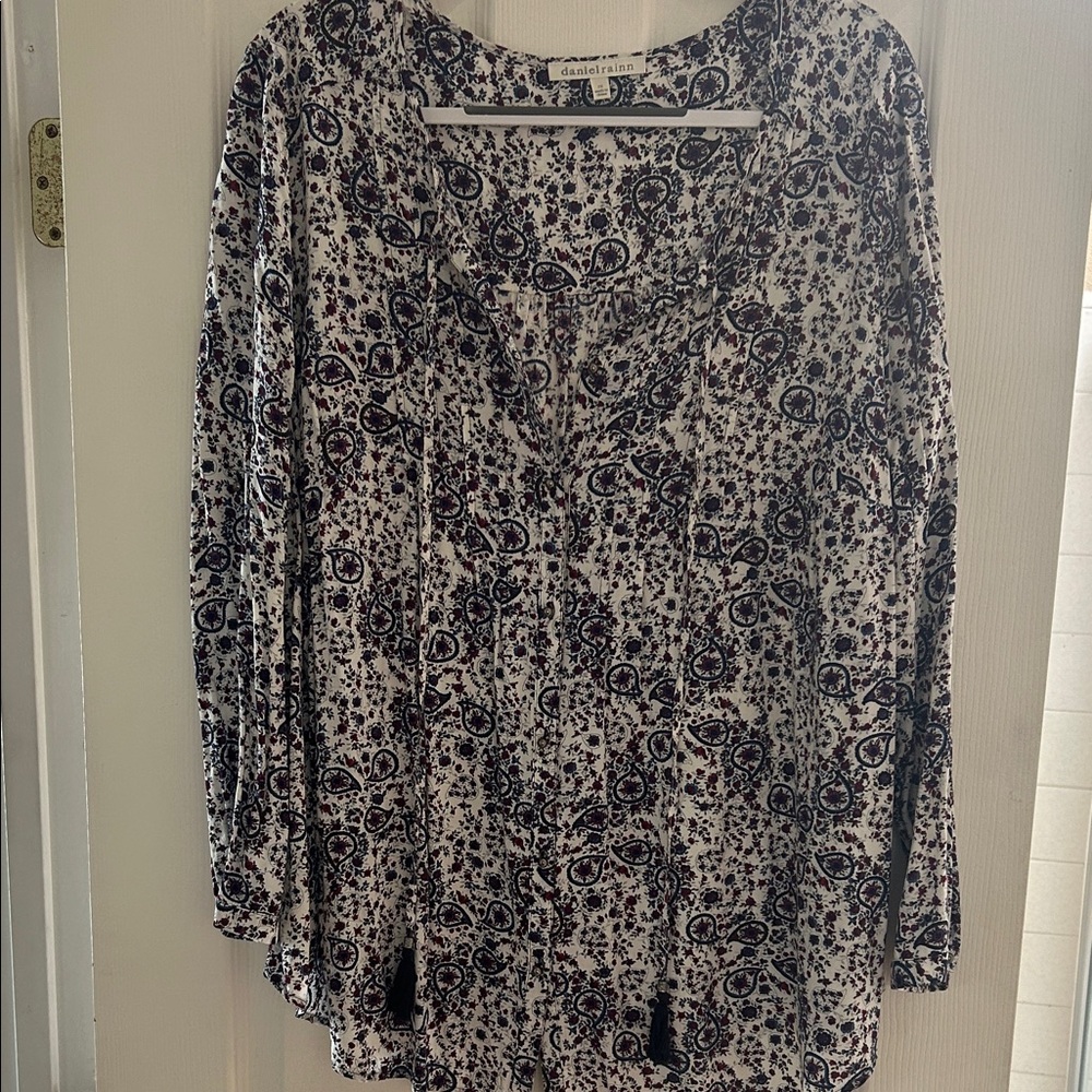 Daniel Rainn Blue and White Patterned Blouse, size 2X